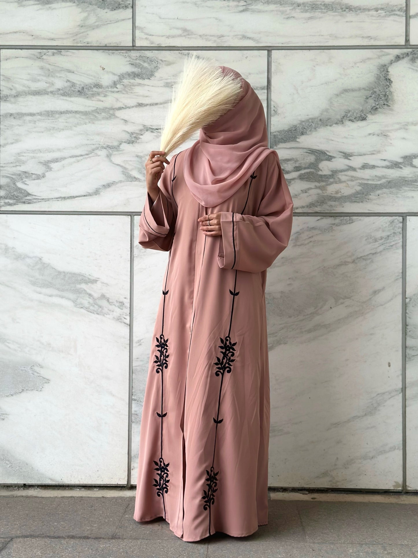 Layla Abaya - Nude Pink